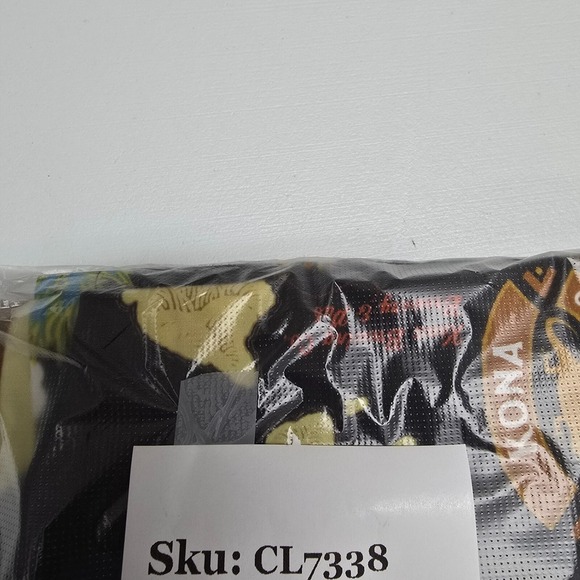 Tori Richard Shirt Mens Small Sleeve Tropical Hawaiian Longboard Button Up READ - Picture 14 of 14